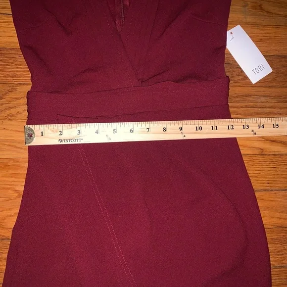 TOBI XS DRESS NWT AVA WINE bodycon deep v front split burgundy long sleeve - Picture 11 of 14